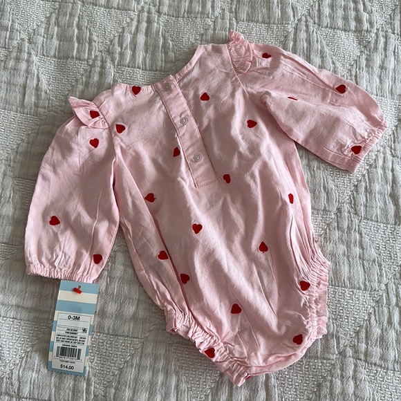 Cat & Jack Embroidered Heart Onesie - Picture 3 of 5